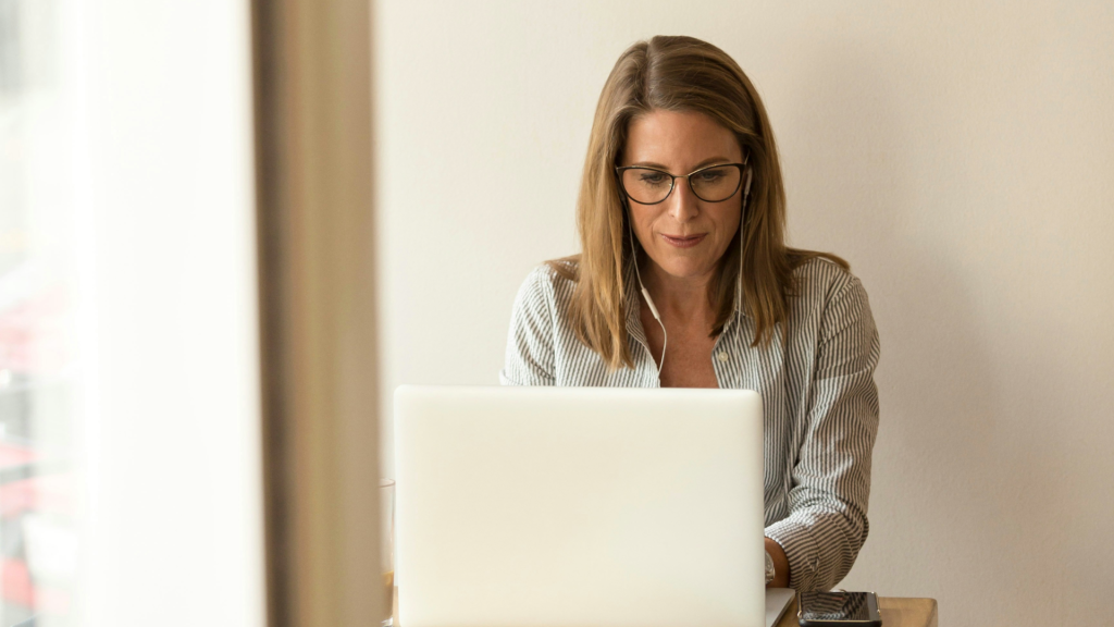Outsourcing Bookkeeping for Therapists A Guide to Streamlining Your Practices Finances